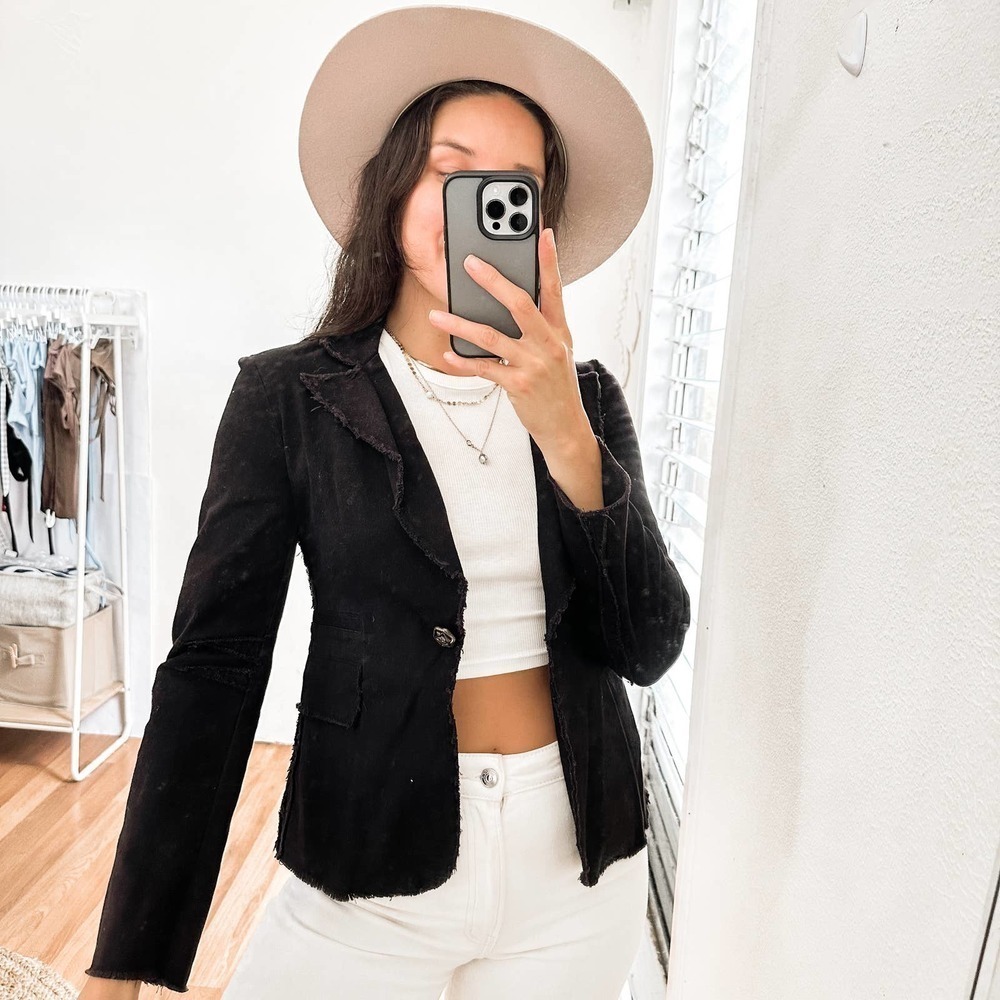 Epitome Frayed Hems Black Blazer Size Small